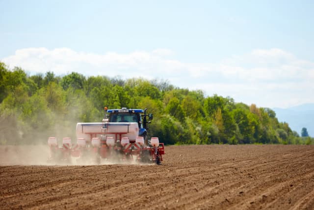 Посівна 2025 у Івано-Франківській громаді стартувала