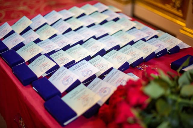 "За честь і звитягу": медалі для добровольців