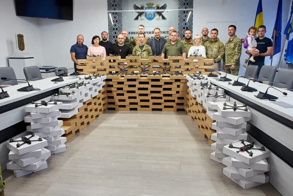 210 FPV-дронів для підсилення військових на фронті