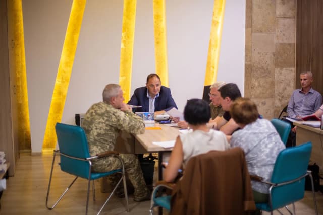 Останній місяць літа: шість годин прийому громадян та вирішення проблем 