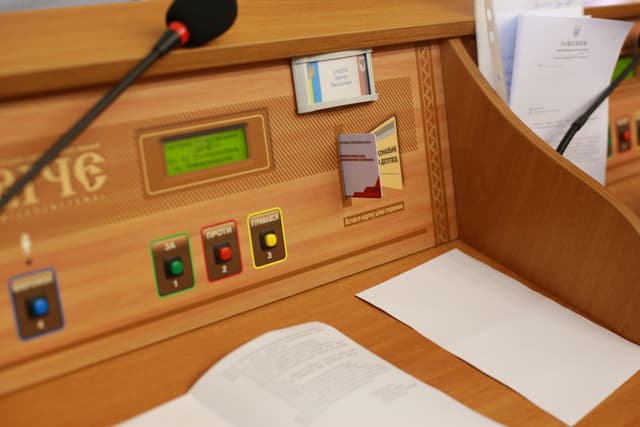 Івано-Франківська міська рада наполягає на присвоєнні звання «Герой України» Ірині Фаріон