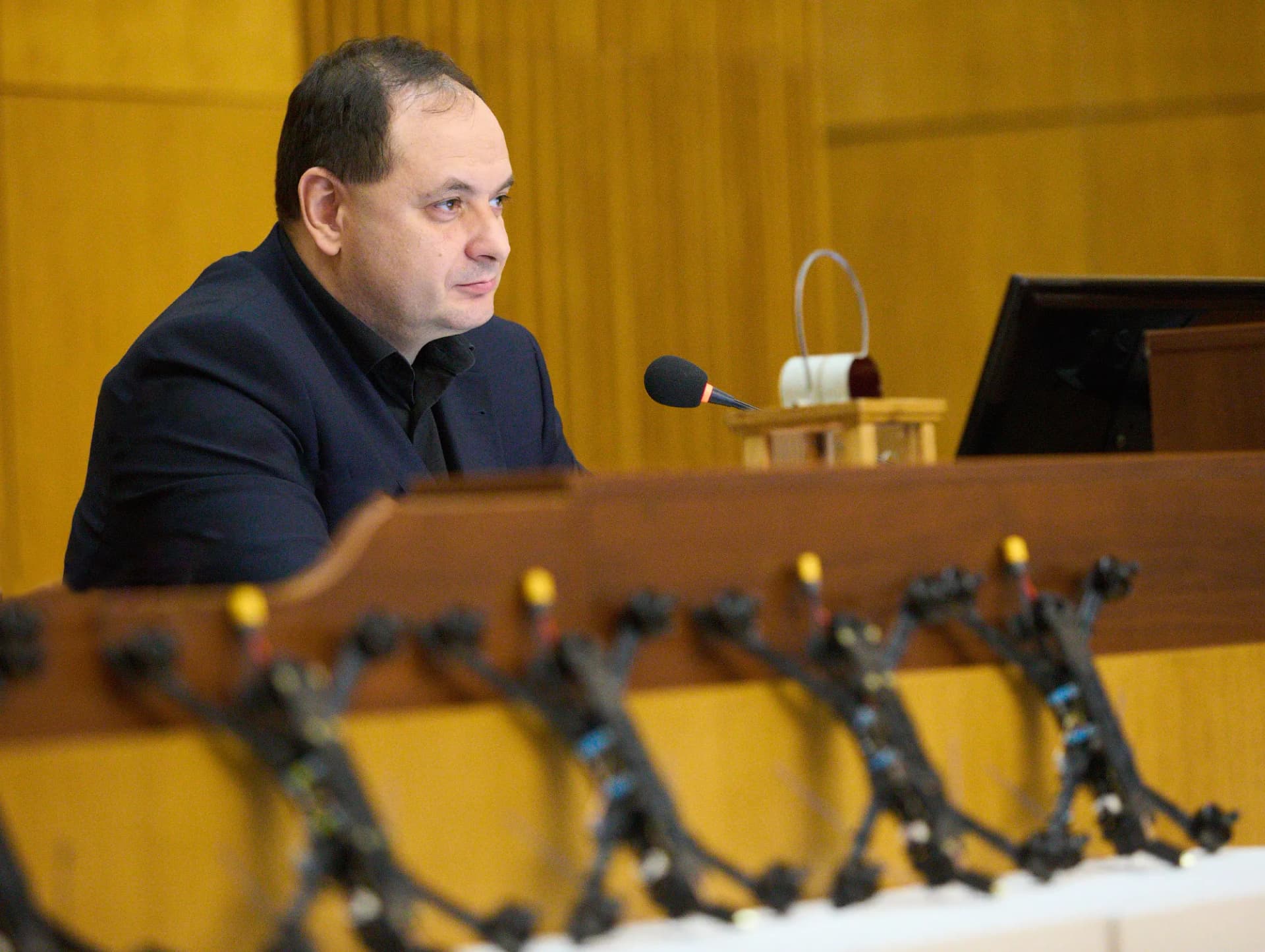 Підсумкова сесія: вдвічі більша підтримка захисникам, зростання зарплат, стипендій. І це ще не все