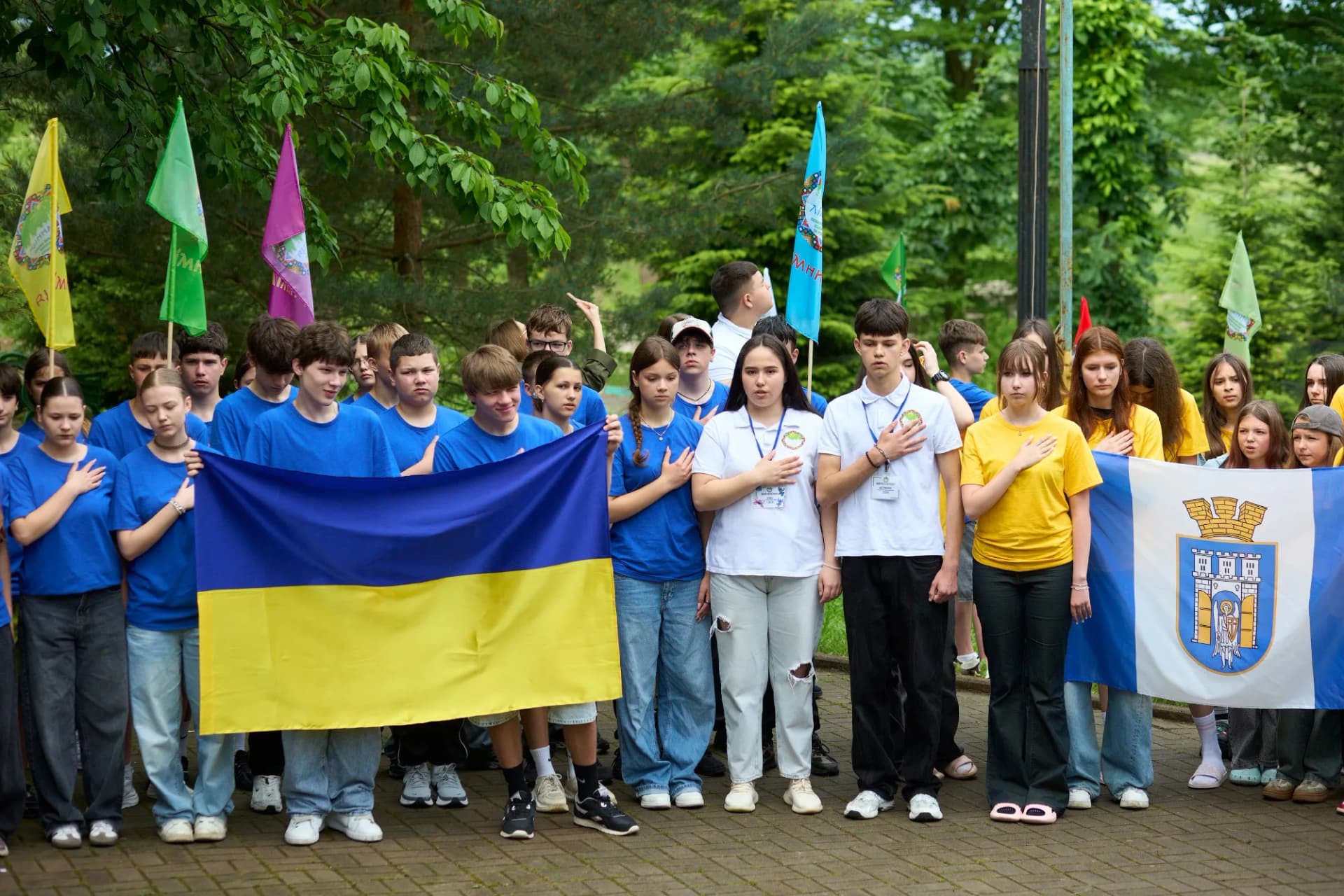 Табірне літо стартувало: "Лімниця" зустріла першу зміну