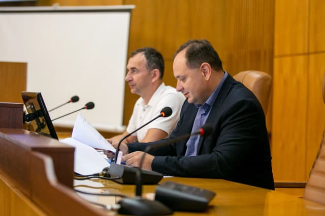 Івано-Франківська міська рада просить уряд не підвищувати тарифи на газ (звернення)