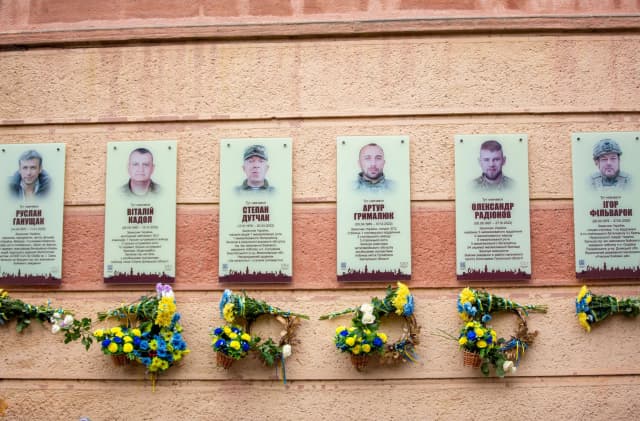 Пам’яті двох полеглих Героїв: Руслана Ганущака та Ігоря Фільварка