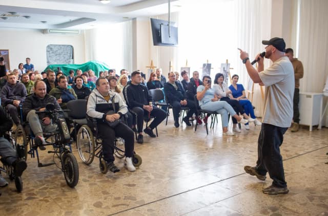 "Дім Воїна" влаштував концерт для військових та ветеранів