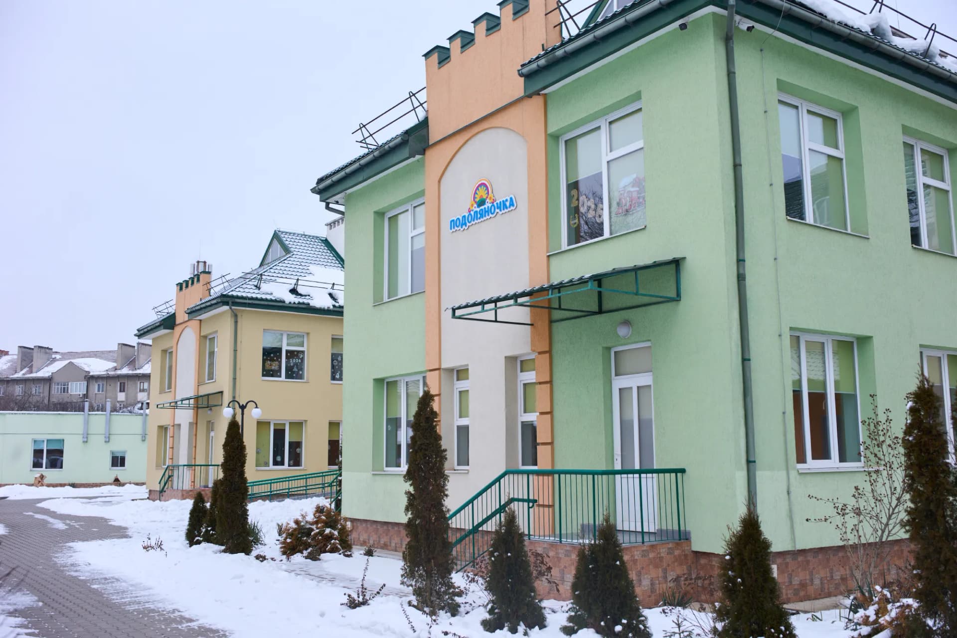 З теплом і харчуванням: у Франківську перевірили, як працюють садки і школи