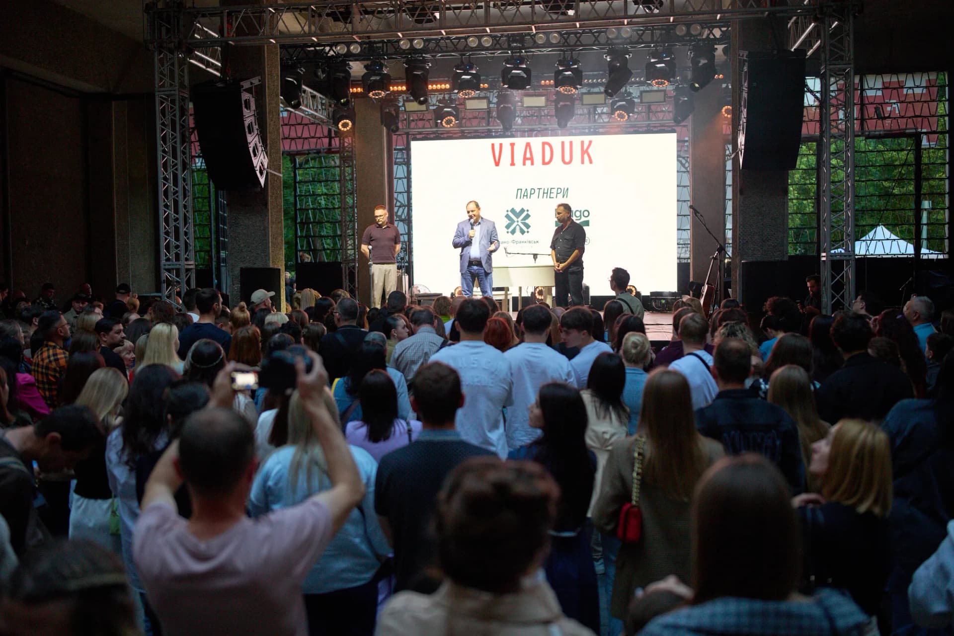 Фестиваль VIADUK зібрав у Франківську театралів, музикантів і митців з усієї України