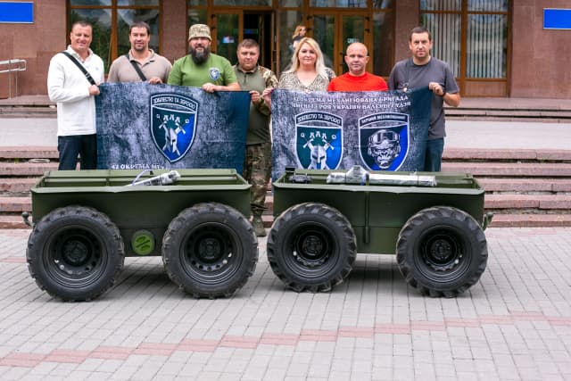 У 42 окремій механізованій бригаді – «Таргани»