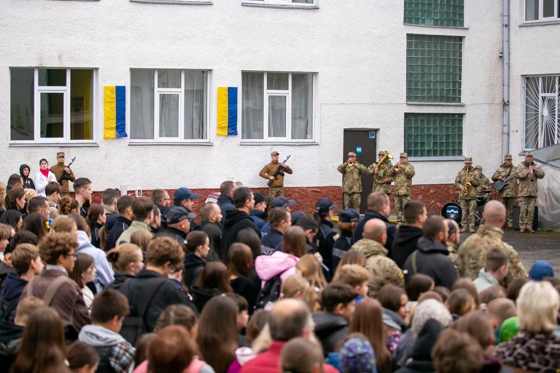 Щоб пам’ятали покоління: у Франківську відкрили 9 пам’ятних дощок