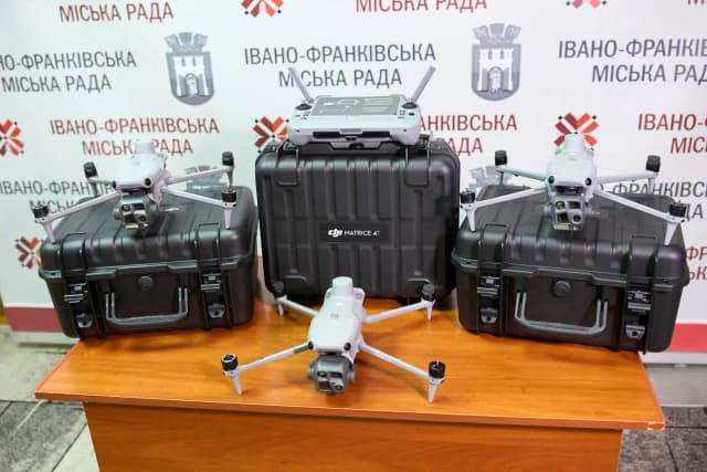 Дрони для фронту: Франківськ продовжує підтримувати військових